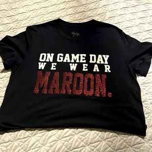 GameDay Shirt! 🏈 On Game Day We Wear Maroon tee size M short sleeve